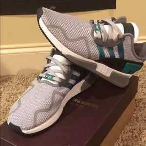 9 1/2 Adidas EQT Cushion ADV Shoes for sale